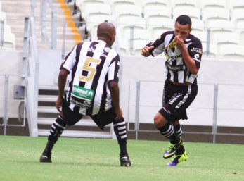 CEARENSE: Fortaleza e Ceará não se esforçam, goleiam e esperam as semifinais