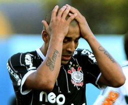 Empresário avisa: ‘Se quiserem o Emerson fora, me liguem’