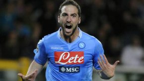 ITALIANO: Napoli vence Torino com gol de Higuaín no finalzinho