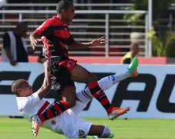 Oeste x Portuguesa – Jogo da vida para um, “amistoso” para outro