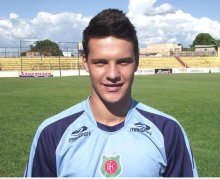 Segundona: Barretos fecha com ex-volante do Guarani