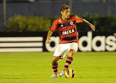 Libertadores: Perto de sair, meia volta a ter chance como titular no Fla