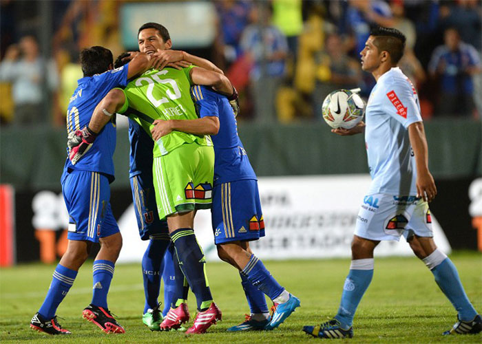 LIBERTADORES: Gol de goleiro e primeiro classificado