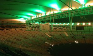 Maracanã homenageia Bellini com cores verde e amarelo