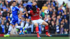 INGLÊS: Arsenal leva de 6 do Chelsea no jogo 1000 de Wenger