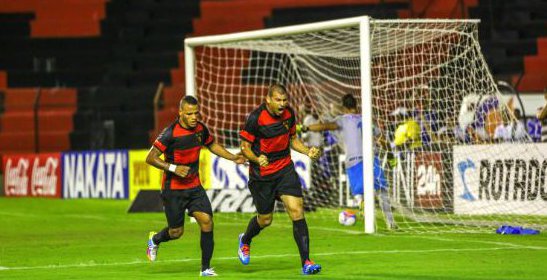 PERNAMBUCANO: Sport faz o necessário e seca rival para ficar na ponta