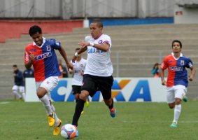 PARANAENSE: Atlético e Londrina estão na semifinal