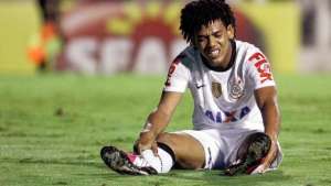 Paulistão: Atacante polêmico admite culpa do Corinthians em eliminação