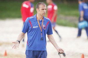 Paranaense: Após eliminação, técnico do Paraná pede demissão