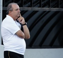 Vadão compara Ponte a exército de Esparta: ‘São os 700 da Macaca’