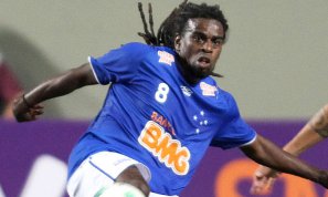 Libertadores: Tinga critica multa a time peruano por ofensas racistas