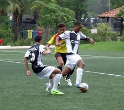 Garotada da base do Osasco FC segue rotina de goleadas