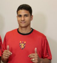 De olho na liderança do Pernambucano, Ferron pede atenção antes de clássico