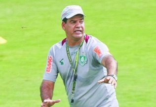 Mineiro: Treinador pede raça ao América no clássico contra o Atlético