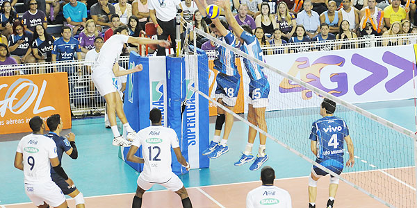 Vôlei: Cruzeiro despacha Minas e está na final da Superliga