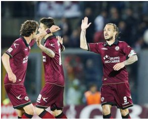 ITALIANO: Ex-São Paulo marca, mas Inter vacila e empata com Livorno