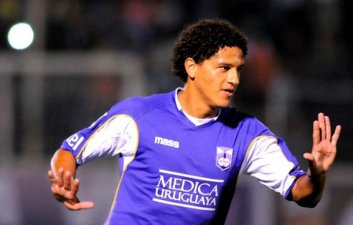 LIBERTADORES: Defensor tenta se aproximar de vaga contra o Real Garcilaso