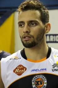 Basquete: Masculino do XV estreia pela Associação Regional