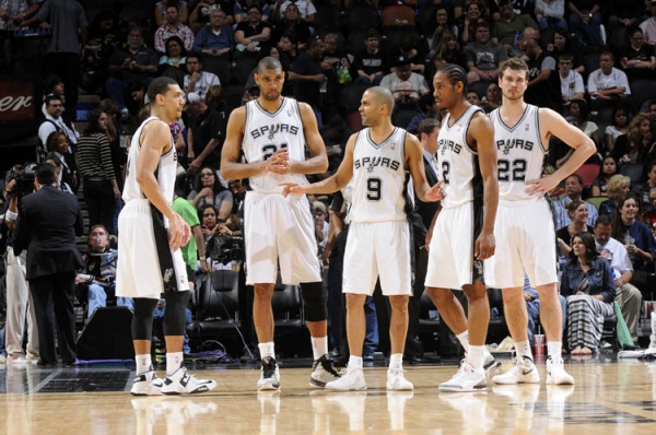 NBA: Spurs vence a 18ª seguida e supera recorde da franquia