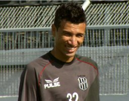 Déjà vu? Corinthians pode contratar lateral-esquerdo da Ponte