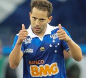 Mineiro: Poupado dos últimos treinos, meia do Cruzeiro garante estar 100%