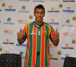 Série B: Sampaio Corrêa contrata ex-meia da Ponte e atacante do Rio