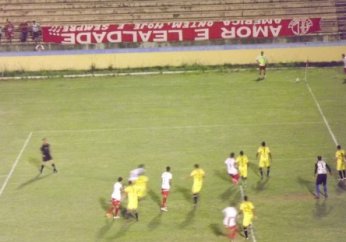 América 1 x 3 Santacruzense – Mecão perde em casa e está virtualmente rebaixado