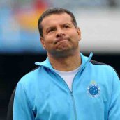 Coritiba acerta com treinador campeão da Libertadores pelo Inter