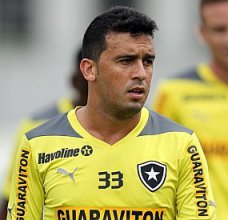 Libertadores: Lateral vira desfalque para o Botafogo na Argentina