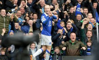 INGLÊS: Arsenal perde fora e vê Liga dos Campeões ameaçada