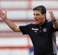 Libertadores: Hungaro nega que Botafogo atuará pensando no empate