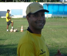 Piauiense: Ex-lateral da Seleção Brasileira assume Barras