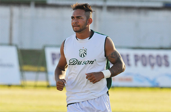 Série B: América-MG apresenta atacante pretendido pela Ponte