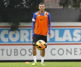 Paulistão: Oswaldo esboça Santos com volante no lugar de atacante