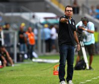 Libertadores: Treinador faz mistério e Grêmio treina com portões fechados