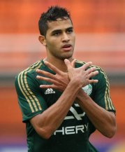 Negociação entre Palmeiras e atacante deve virar novela