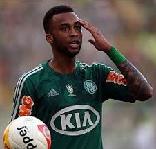 Titular absoluto de Gilson Kleina pode estar de saída do Palmeiras