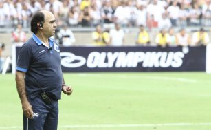 Mineiro: Marcelo Oliveira indica volta de laterais titulares no Cruzeiro