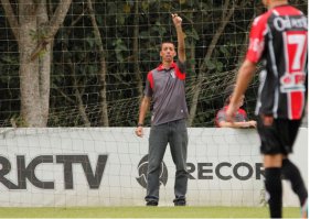 Decisão catarinense pode ter até 16 jogadores que atuaram com Fernando Gil
