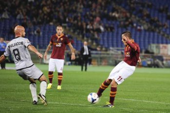 ITALIANO: Com gol de Taddei, Roma derrota Atalanta em casa