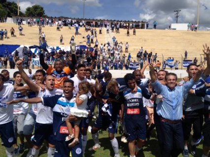 Paulista A2: Jogadores e técnico do São Bento se emocionam com acesso