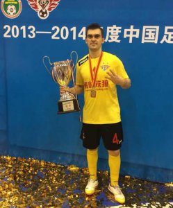 Com gol na decisão, brasileiro conquista o tri na China