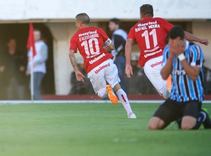 GAÚCHO: Volte sempre, Tricolor! Inter goleia Grêmio e impera no Sul