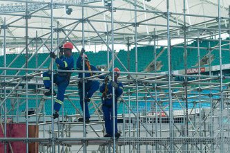Copa 2014: Assentos temporários já estão sendo instalados na Arena Fonte Nova 2 0002048177546 img