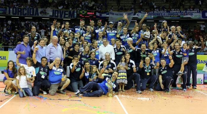 Vôlei: Cruzeiro bate Sesi e é campeão da Superliga masculina