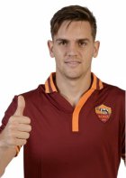 ITALIANO: Zagueiro brasileiro aproveita a chance e tem grande atuação na Roma