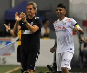 Paulistão: Mesmo com vice, técnico está por cima no Santos