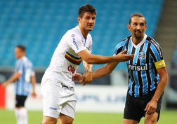 Gaúcho: Zagueiro do Veranópolis pode estar voltando ao futebol paulista