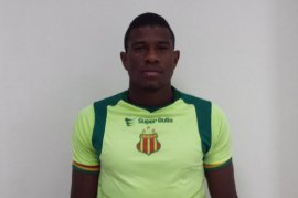 Série B: Sampaio Corrêa contrata lateral do futebol carioca
