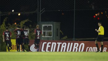 Devido a greve da PM da Bahia, CBF adia confronto entre Vitória x J.Malucelli